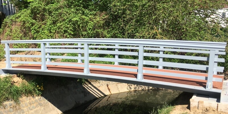 Mosty parkowe dla pieszych i rowerzystów